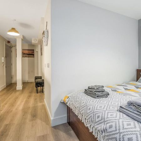 Relaxing & Cozy Studio Apartment - Oasis In The Heart Of Edinburgh - Sleeps Up To 3 Guests Exterior photo